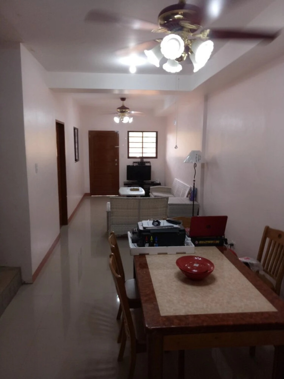 AV7 Guest House