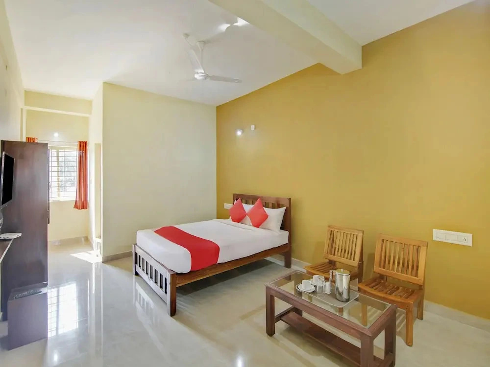 The Mayura Residency By OYO Rooms