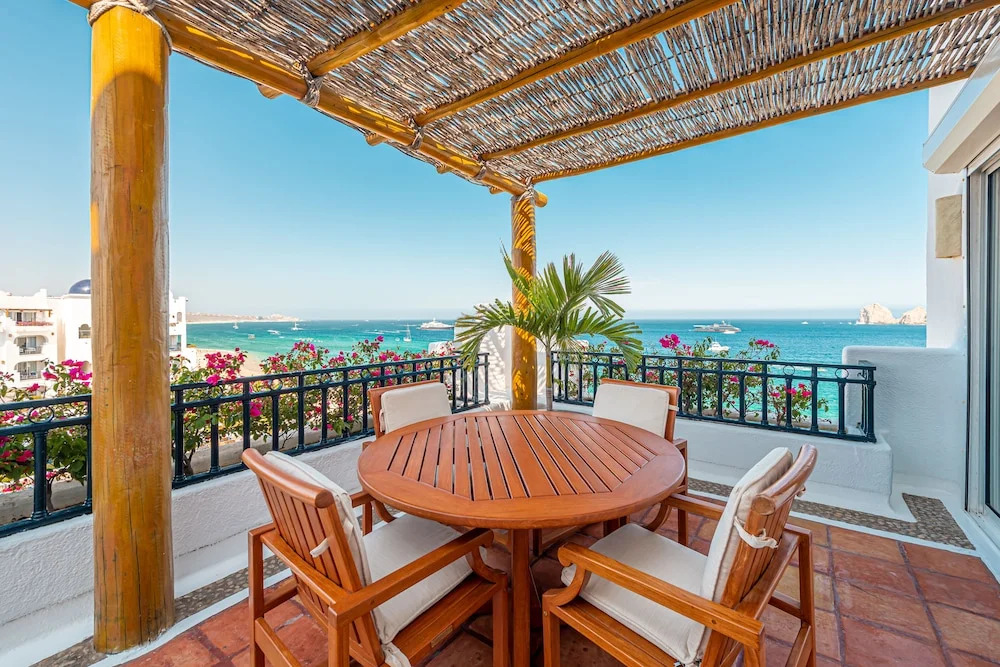 Beachfront Penthouse by Pueblo Bonito