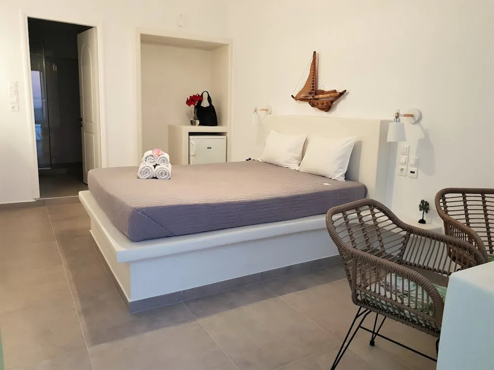 Efthimias Rooms