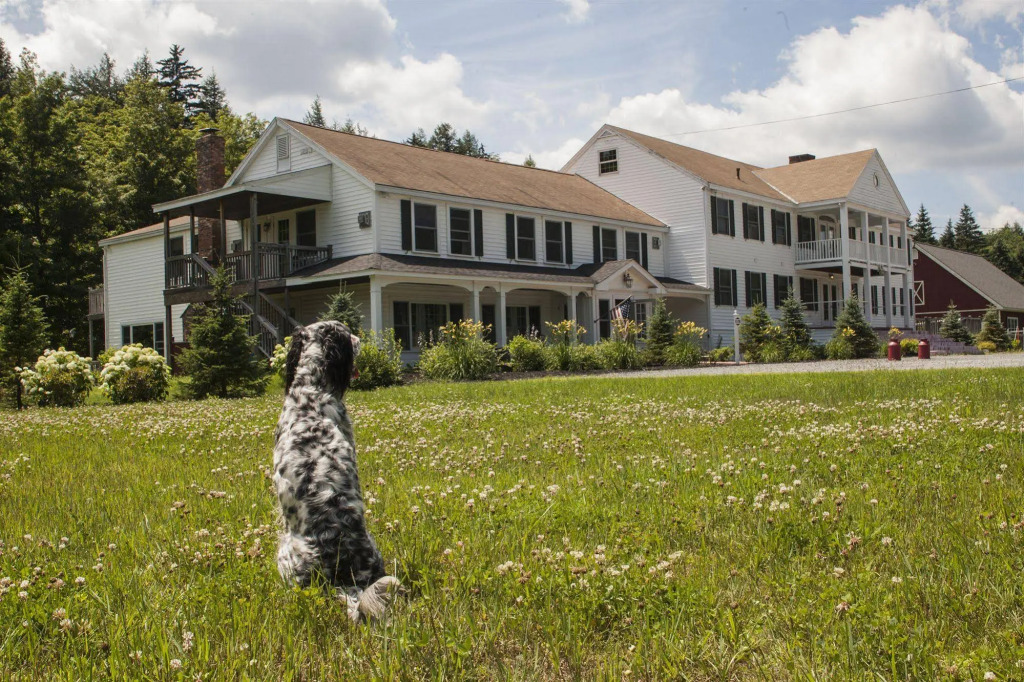 Laylas Riverside Lodge