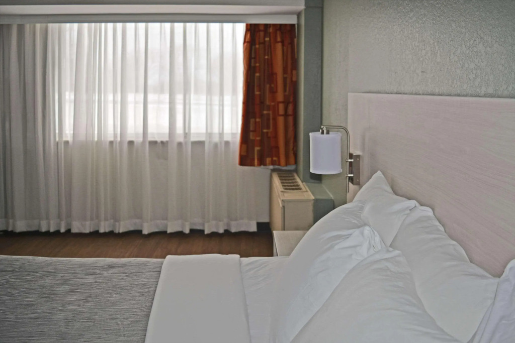 Quality Inn & Suites Syracuse - Carrier Circle