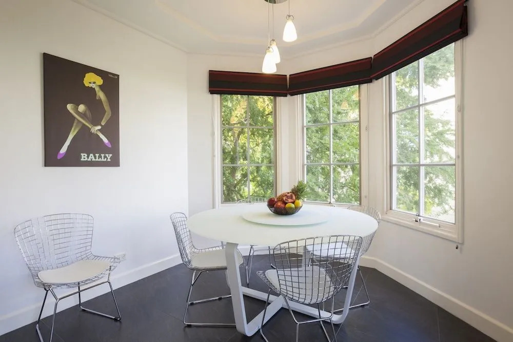 Boutique Stays - Wellington Mews