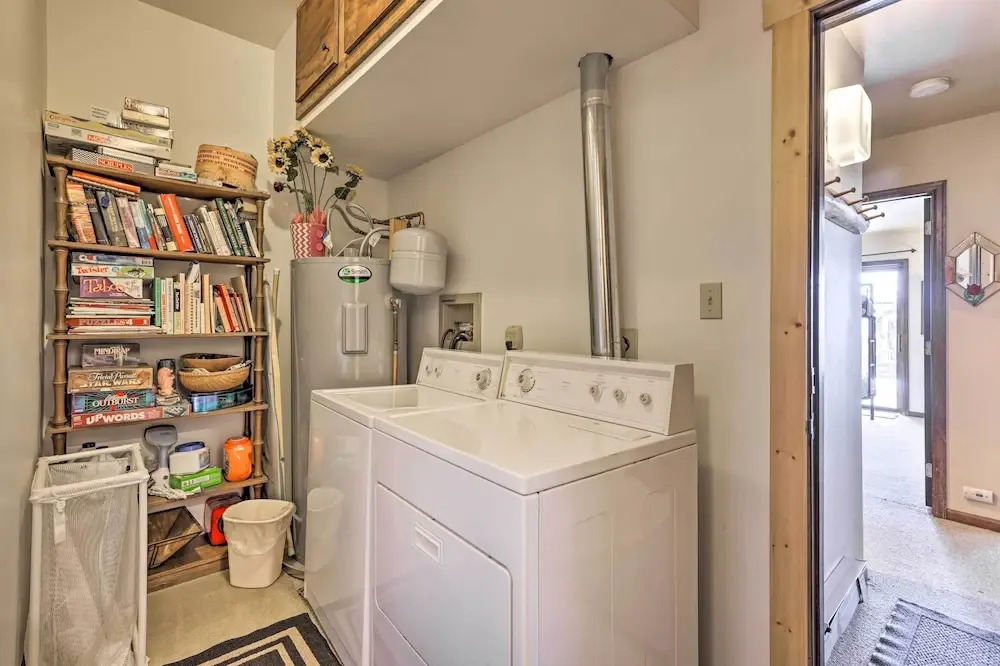 Cozy Condo w/ View, Walk to Steamboat Ski Resort!