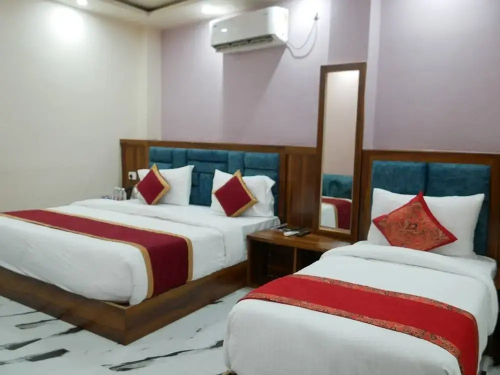 HOTEL AYUSHMAN
