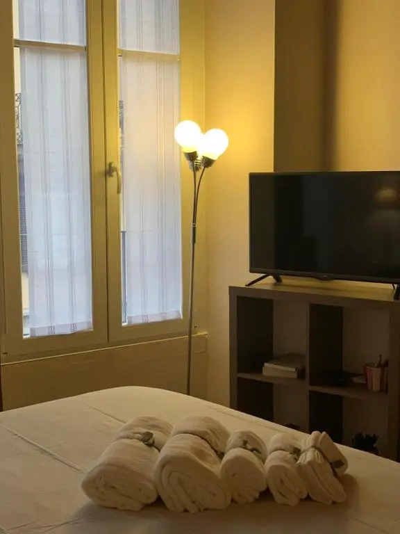Studio Apartment Una Finestra su Como
