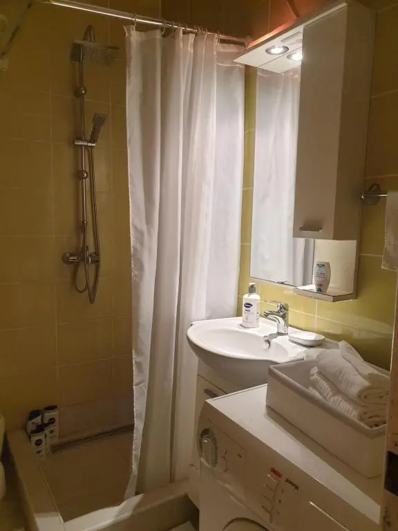 Novi Apartman 19