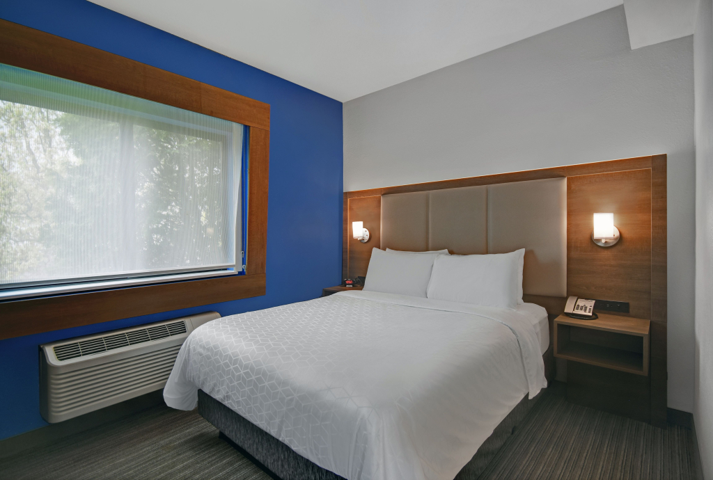 Holiday Inn Express Adrian by IHG