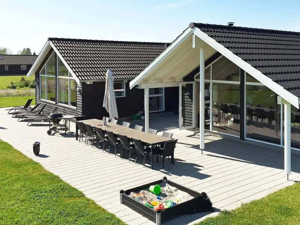 Pleasant Holiday Home in Vaggerlose near Sea