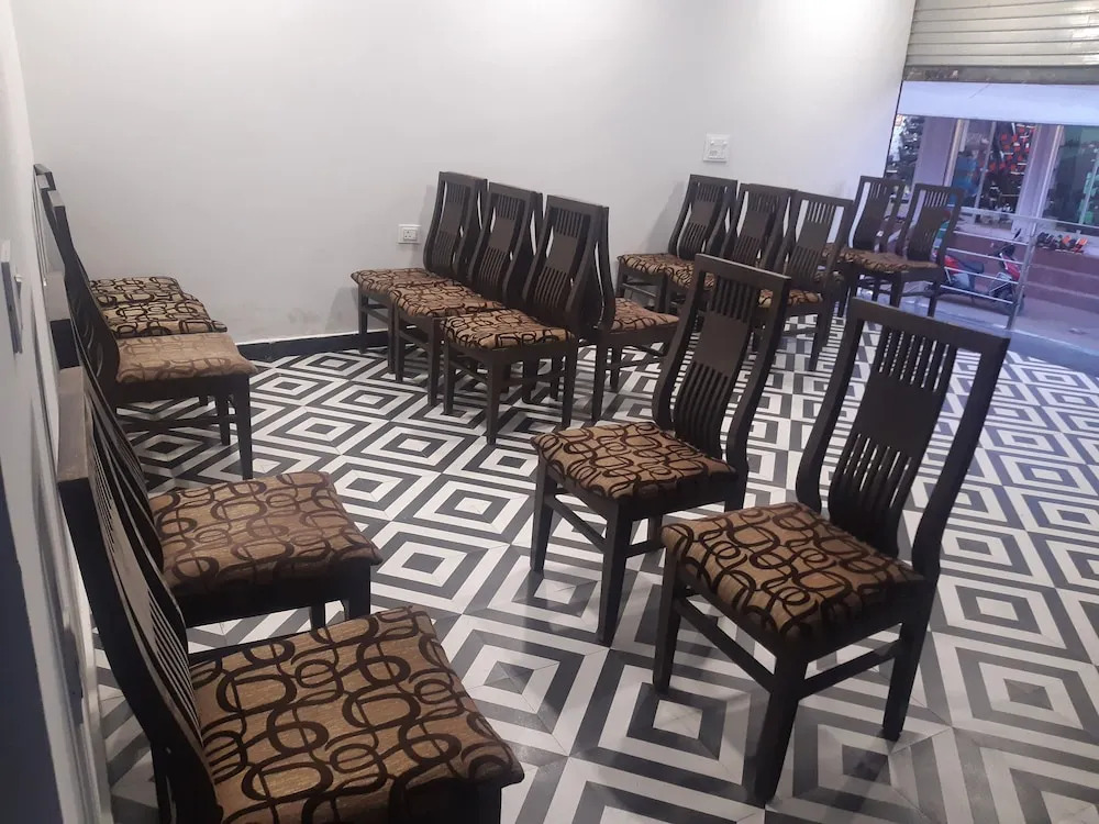 Super Townhouse Collectorate Circle Formerly LD Prime