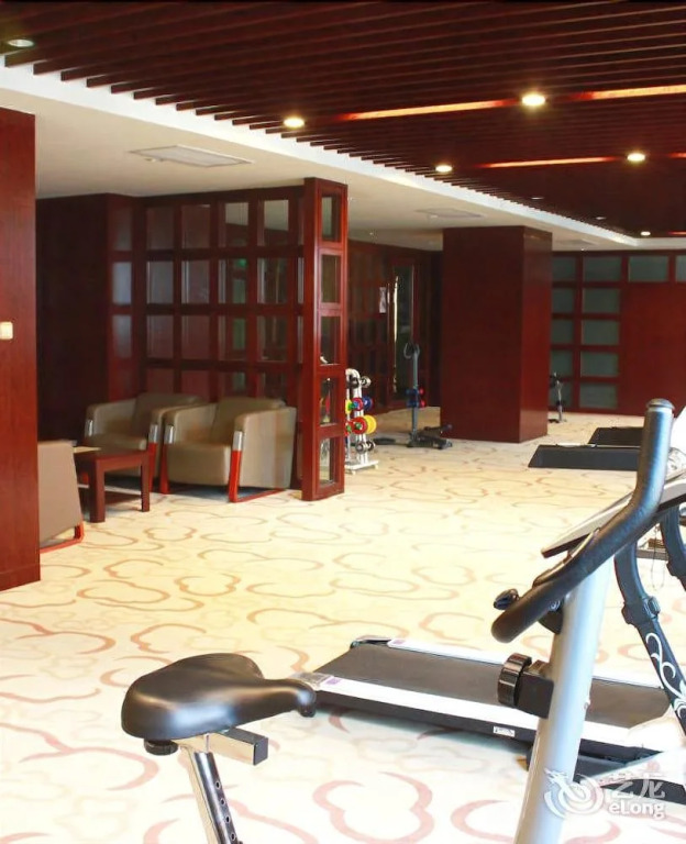 Golden Ray International Hotel