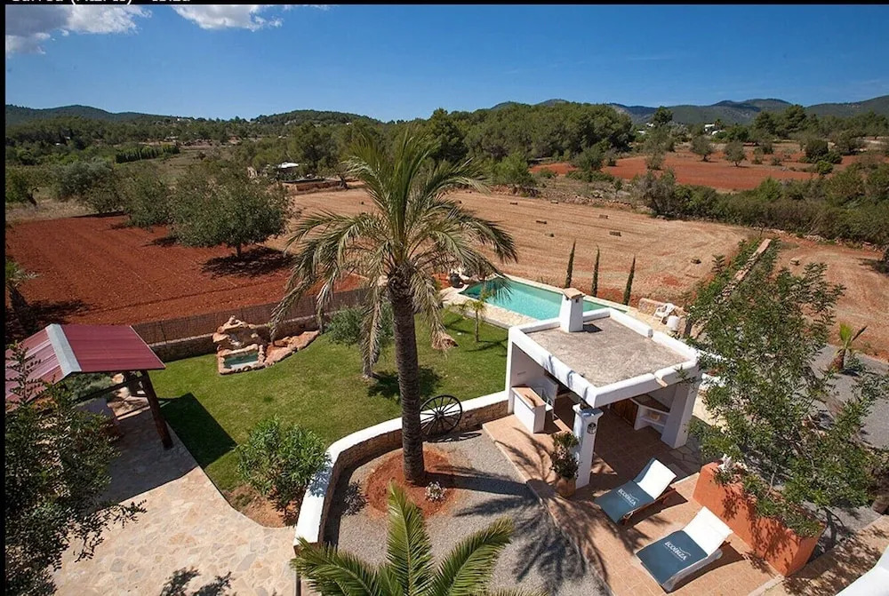 Villa Atzi