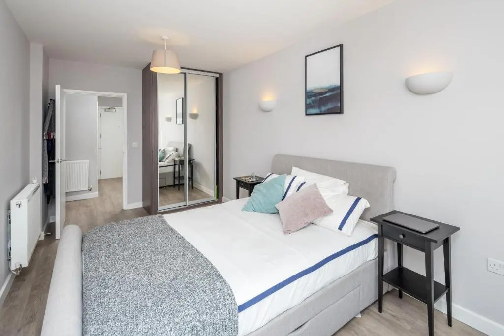 Vertex Luxury Suite
