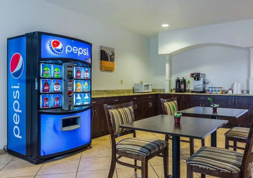 Motel 6 Canton, GA