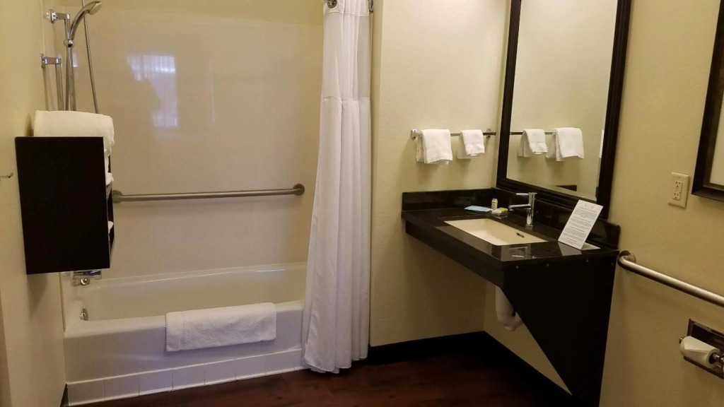 Staybridge Suites Sioux Falls at Empire Mall by IHG