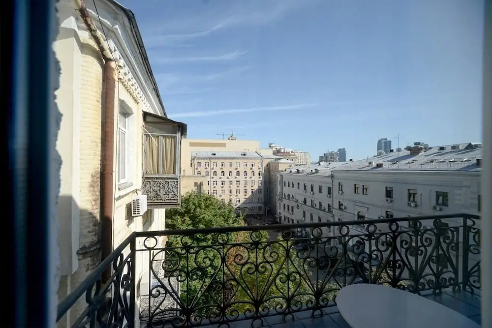 Апартаменты KievApts, ул. Пушкинская, 10