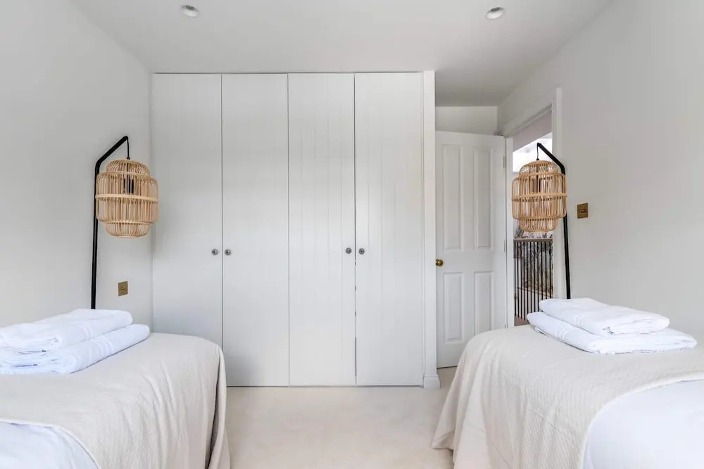 Impressive and Gorgeous Kensington Family Home