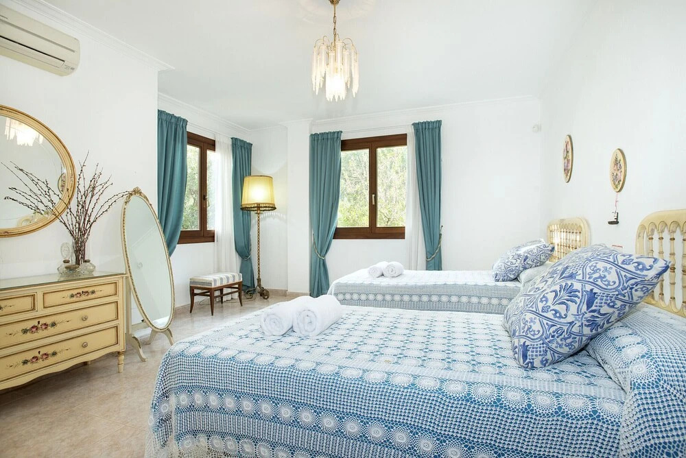 Owl Booking Villa Far - 15 Min Walk to the Beach