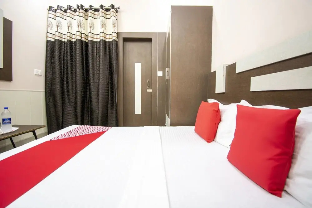 OYO 44100 Green Valley Lodge