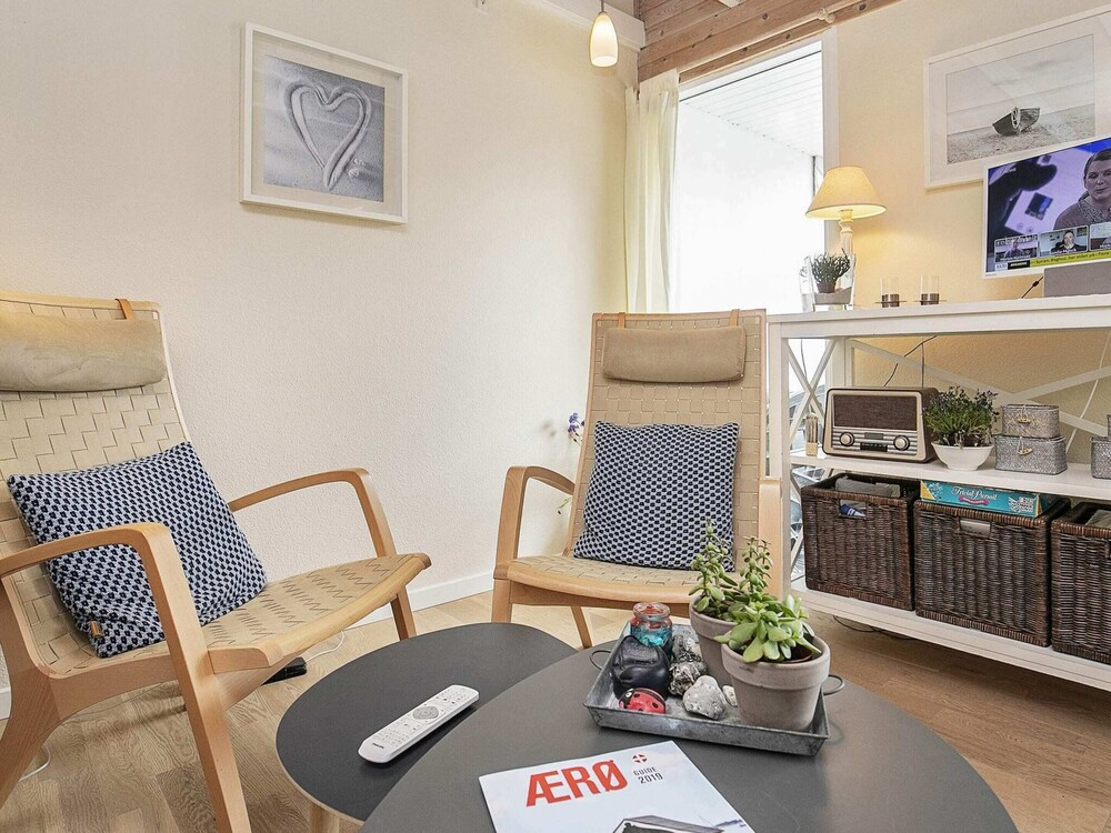 Cozy Holiday Home in Ã†rÃ¸skÃ¸bing near Sea
