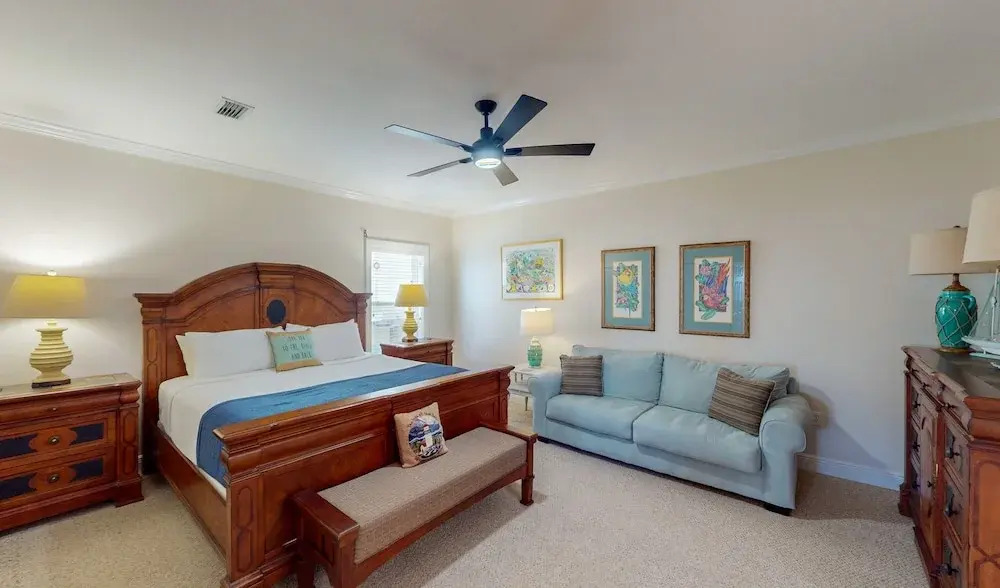 Beautiful Home in Gulf Shores With Private Pool, Sleeps 12