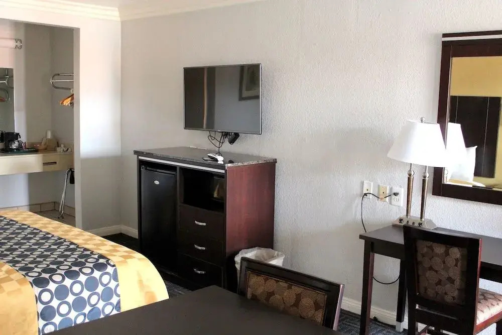 Orange Show Inn