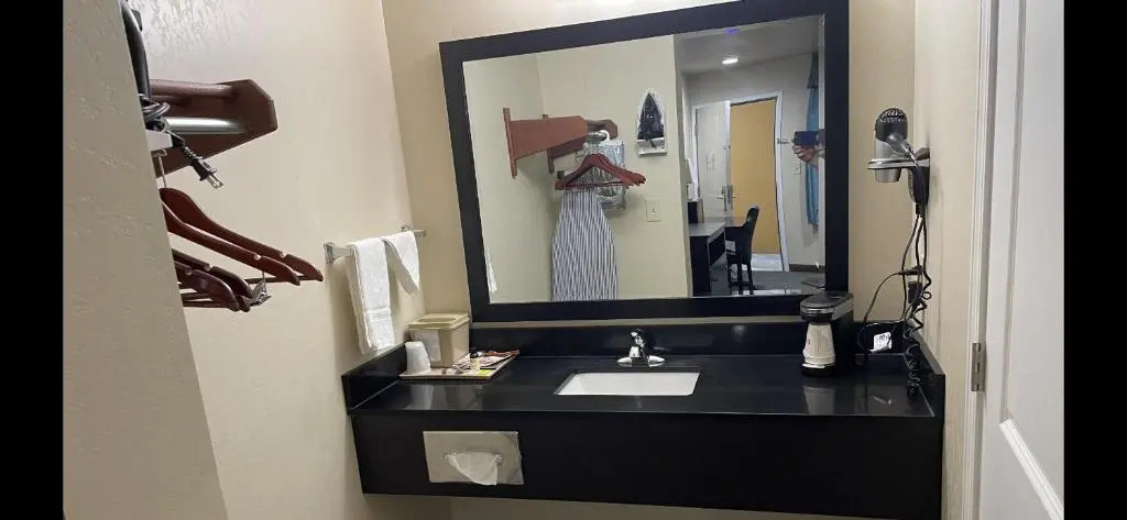 Garden Inn & Suites Little Rock