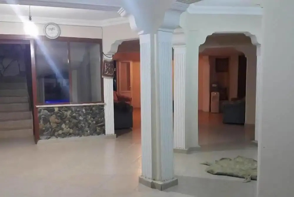 Dolphin Yunus Hotel