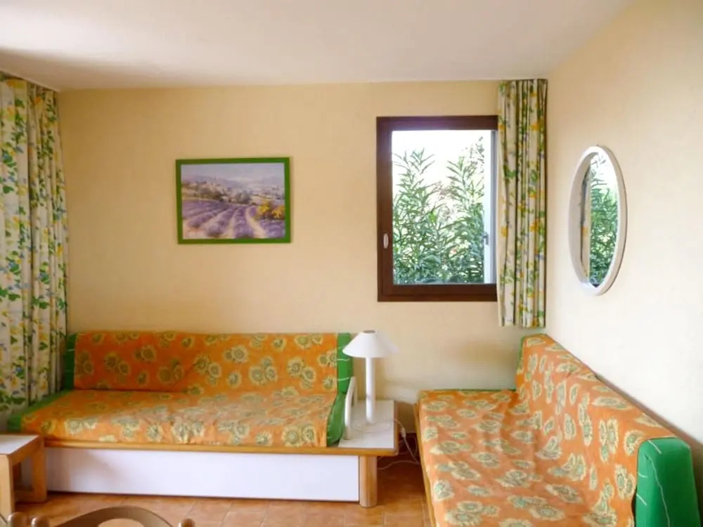 Apartment With 2 Bedrooms in Sainte Maxime, With Wonderful sea View, P