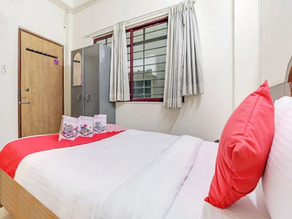 OYO Ira Residency
