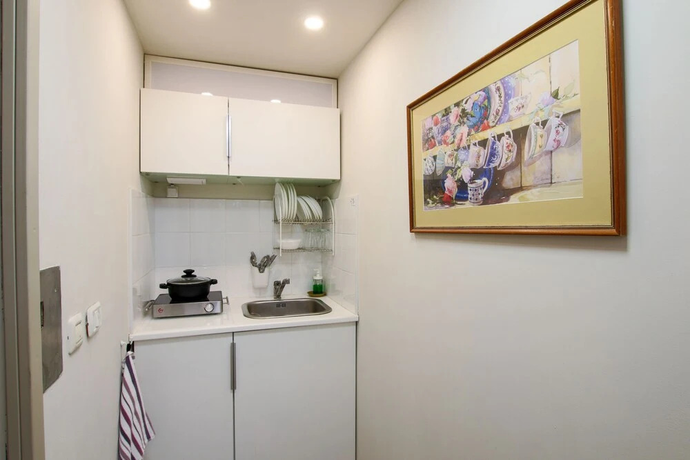 Classic studio Apt in heart of Tel Aviv