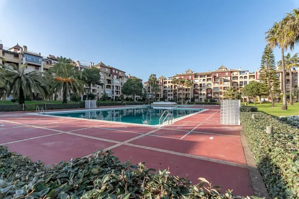 Sea-view Apartment for 7