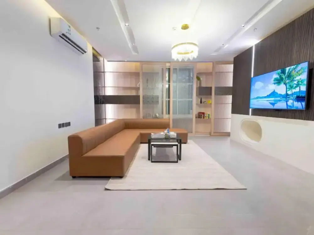 Trendy Apartment in Alwadi X