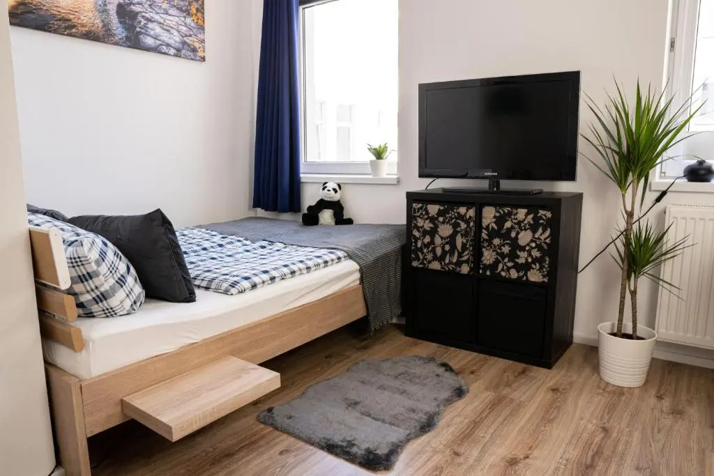 FULL HOUSE Studios - Blue Apartment - NETFLIX, WiFi inkl