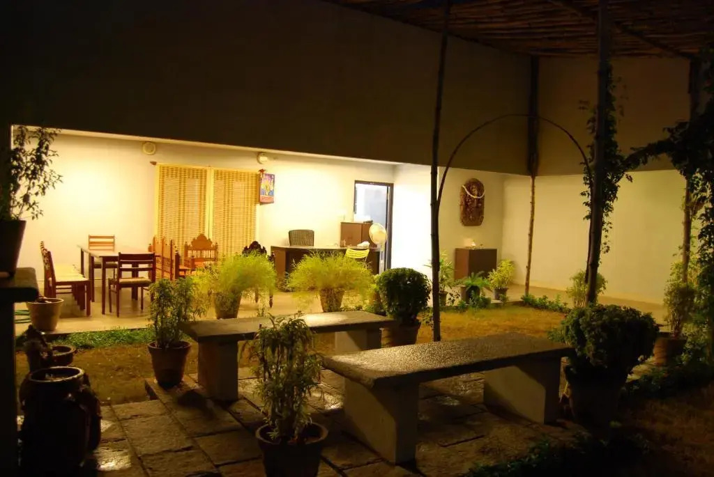 Phoenix Serviced Apartment - 14th Main Road, Anna Nagar