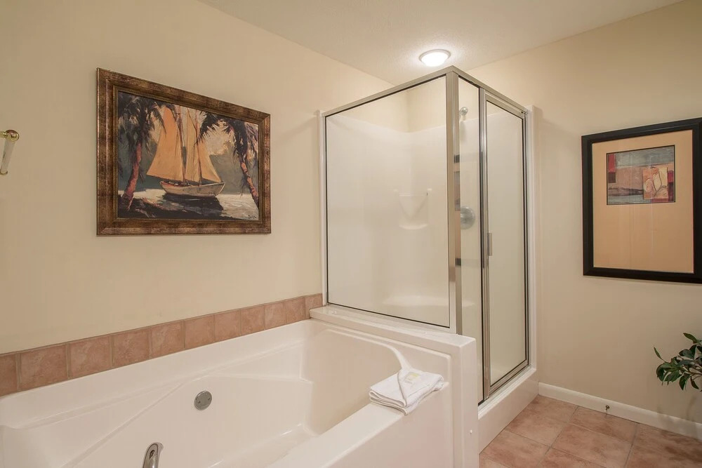 Legacy Towers-Legacy I 803