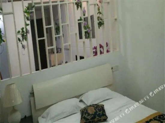 Xinhai Holiday Apartment