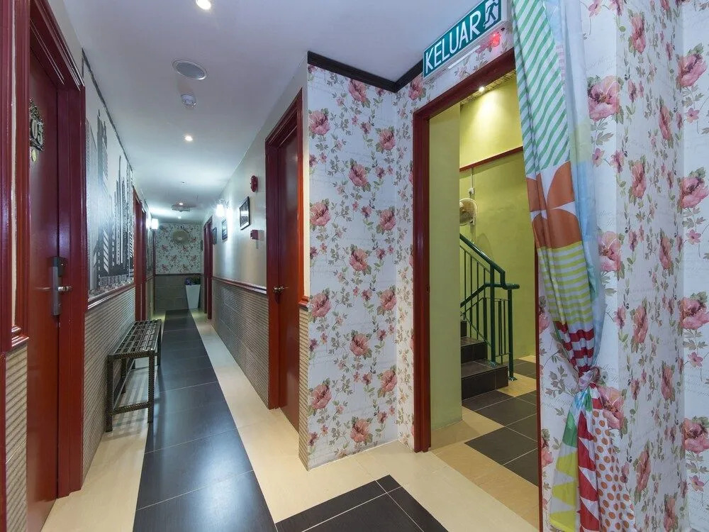 OYO 604 Hotel Est Equine Park