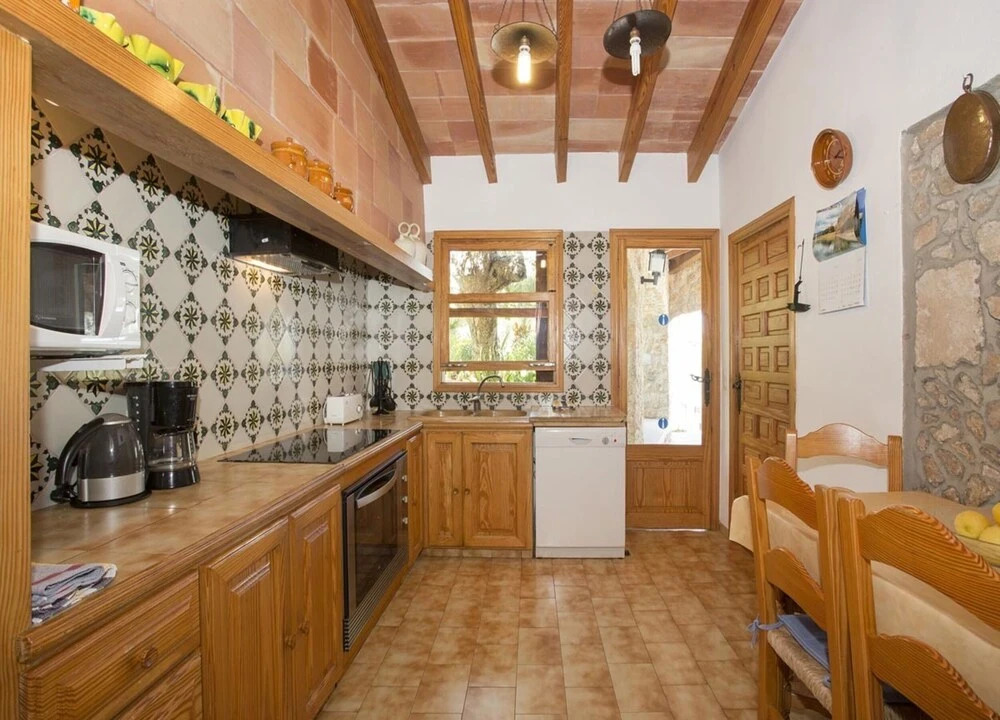 Villa - 5 Bedrooms with Pool and WiFi - 103125