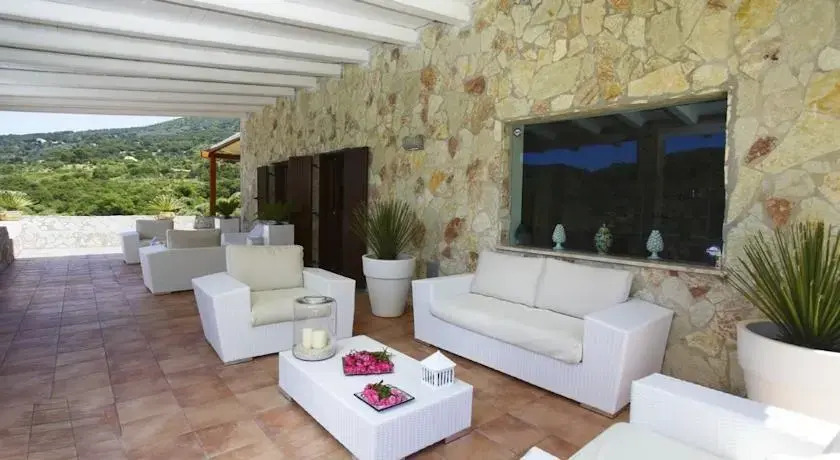 Villa Costanza