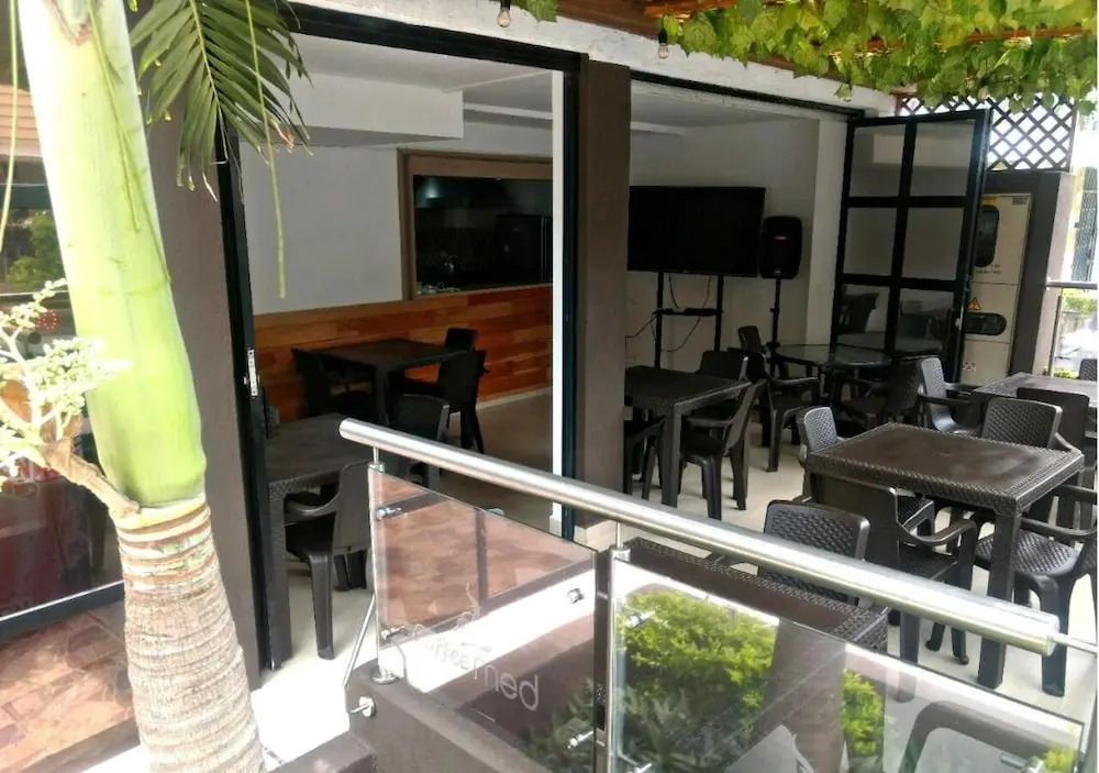 Отель Novus Laureles