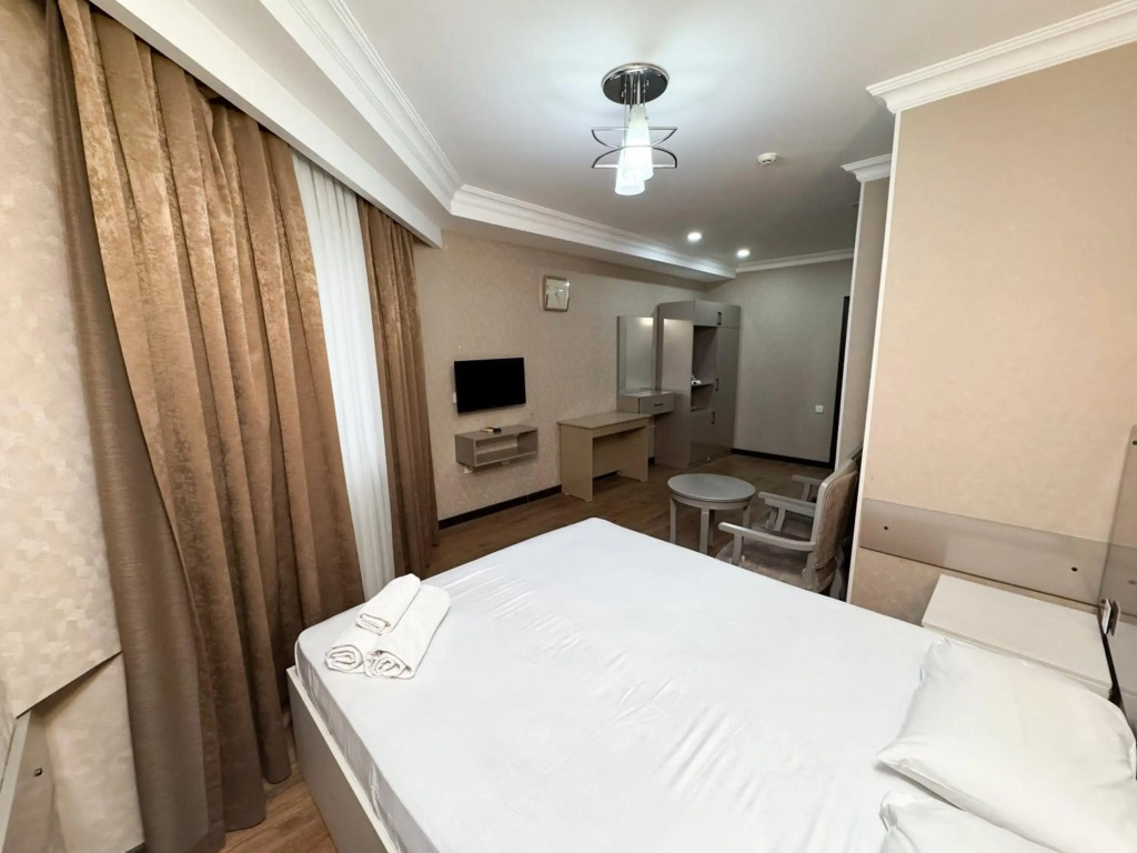 Consul Hotel