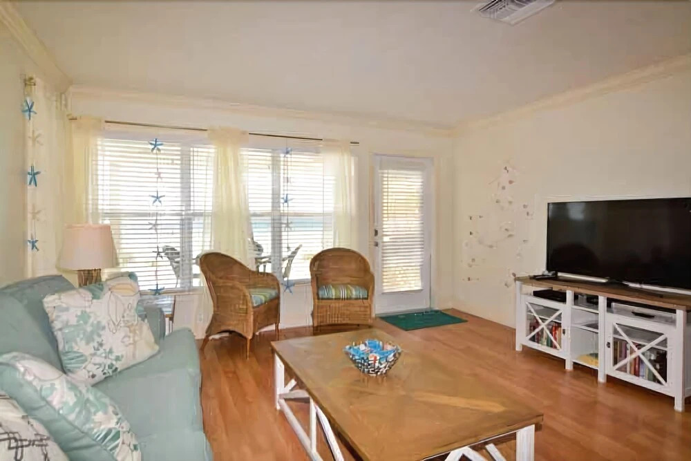 4 Beach Lovers - Unit 1