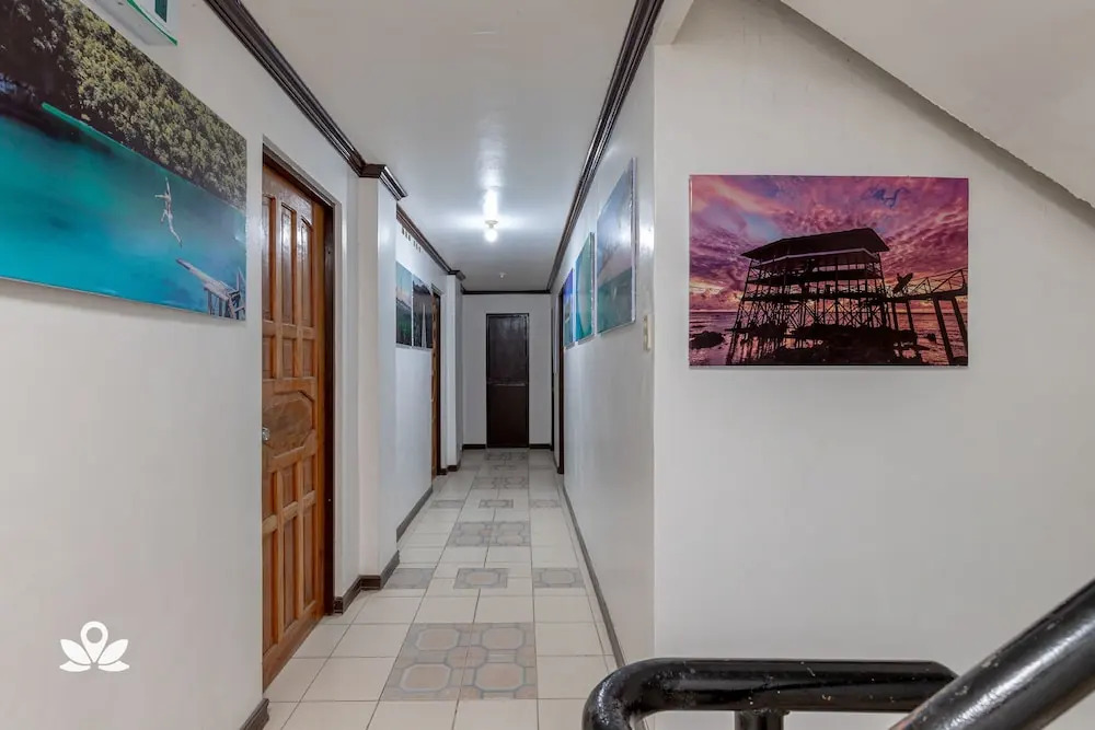 ZEN Rooms LH Bri Lodge Siargao