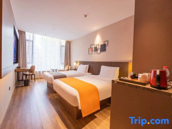 Homeinn Plus Hotel (Chongqing Southwest University Beibei Subway Station)