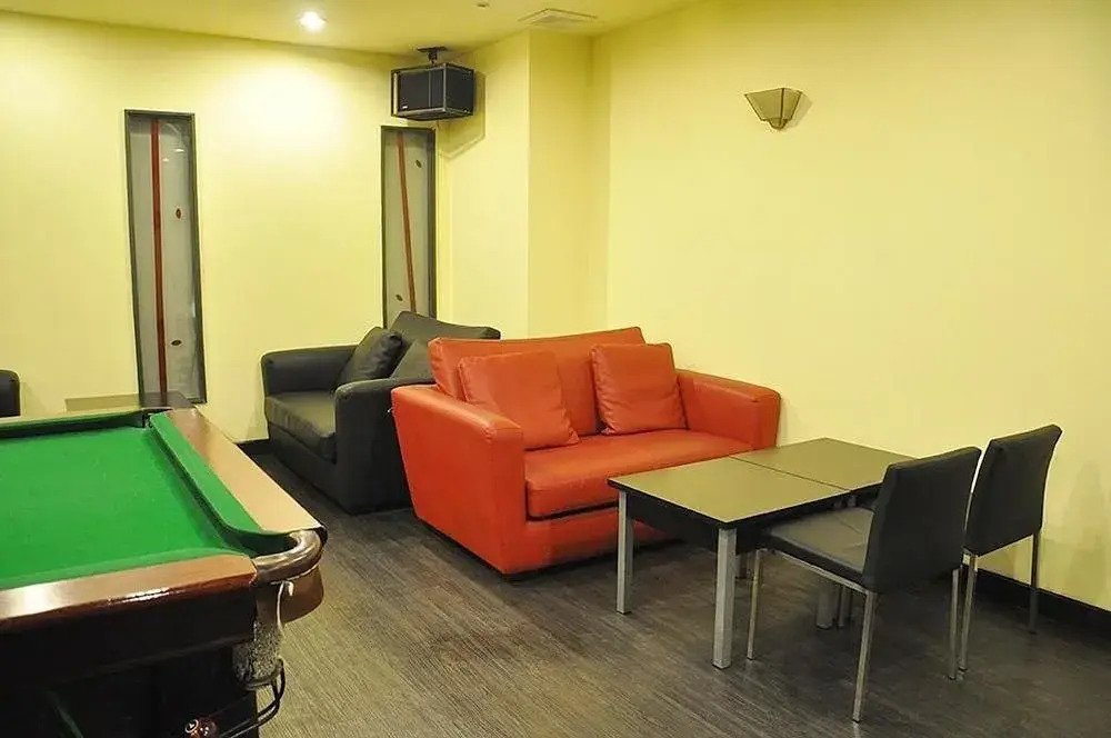 Longtou Hotel