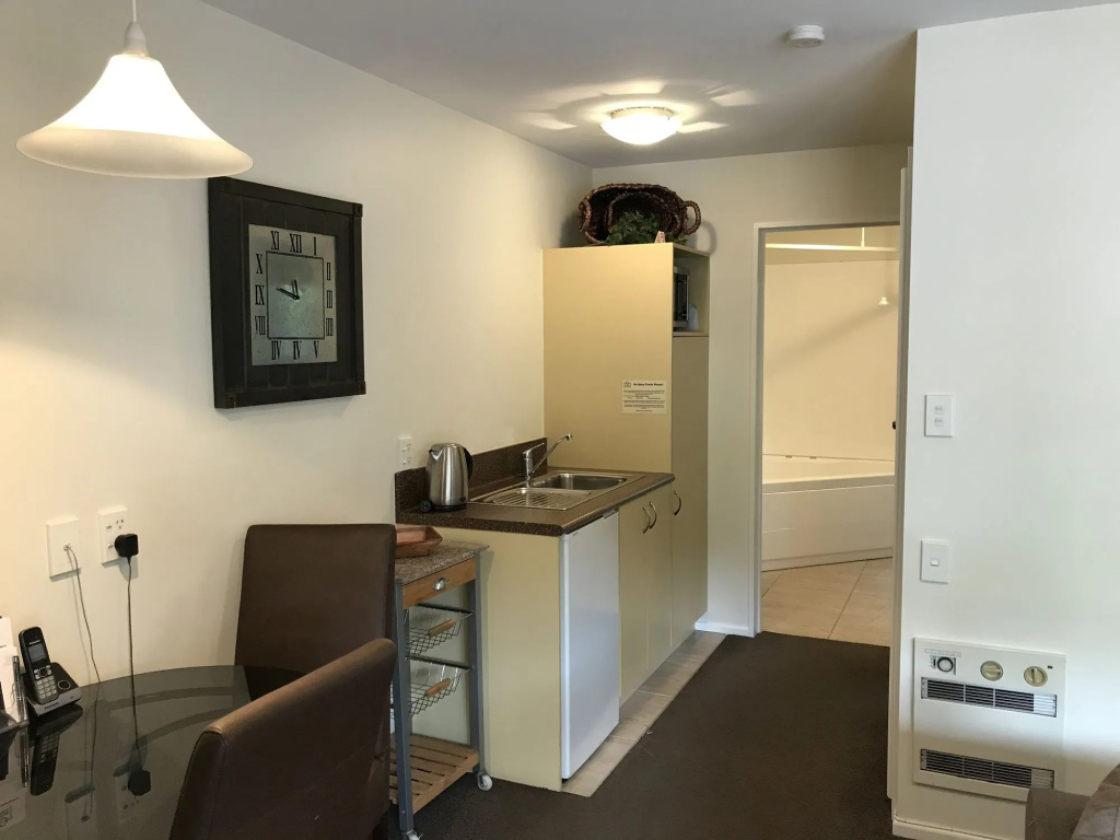 Tuscana Motor Lodge