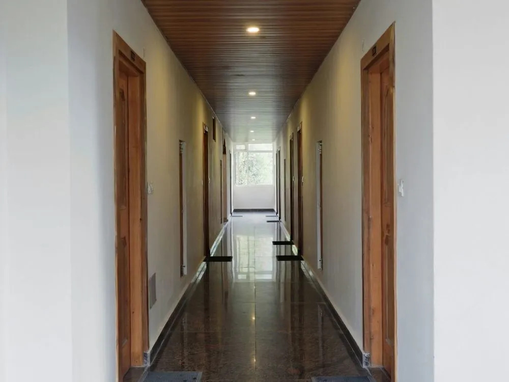 Hotel Taksh Inn