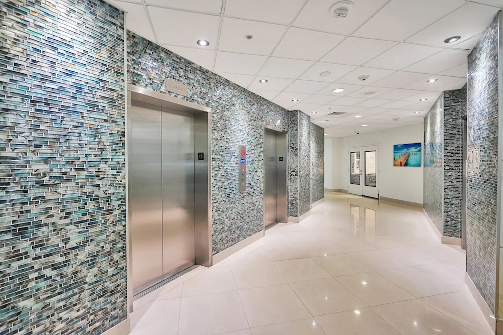 Destination Stays-Ocean View Condo Miami