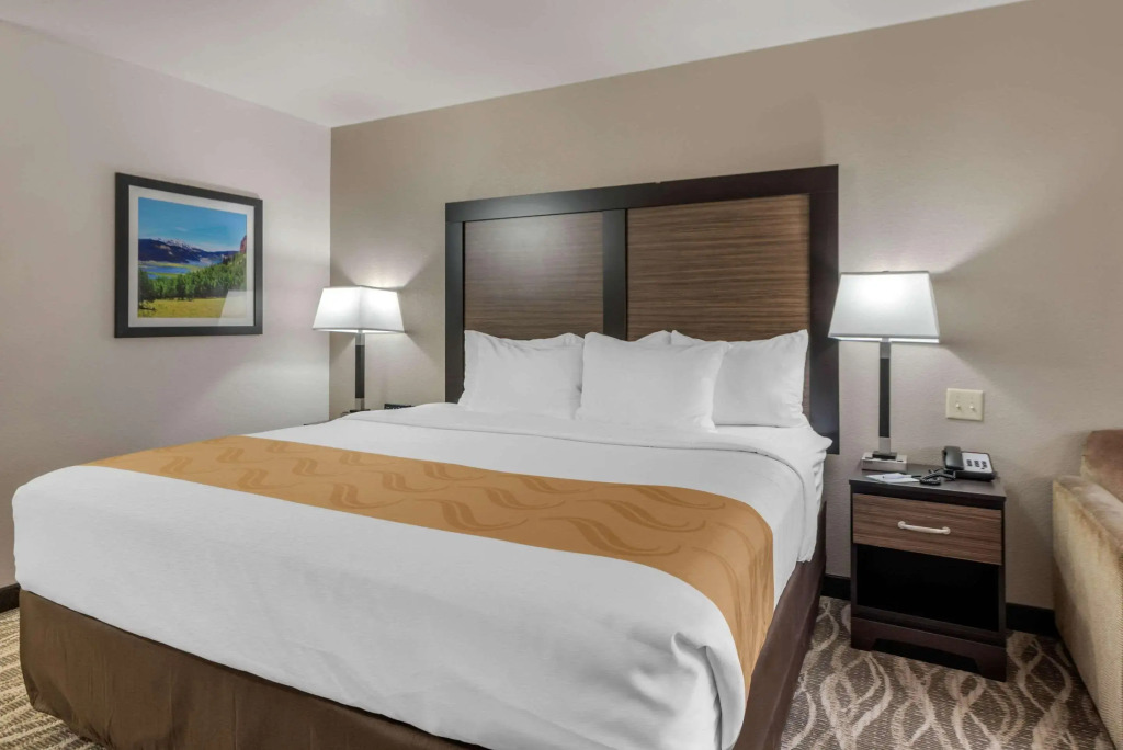 Quality Inn & Suites South Fork - Wolf Creek